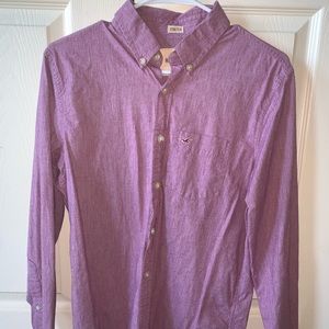 Men’s Hollister Button-Up Red Size Small 👌